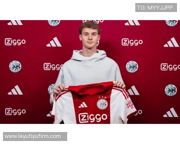 伊布之子马克西米利安正式租借加盟阿贾克斯并附带350万买断条款